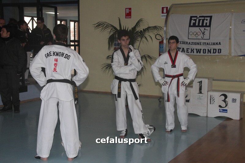 120212 Teakwondo 013_tn.jpg